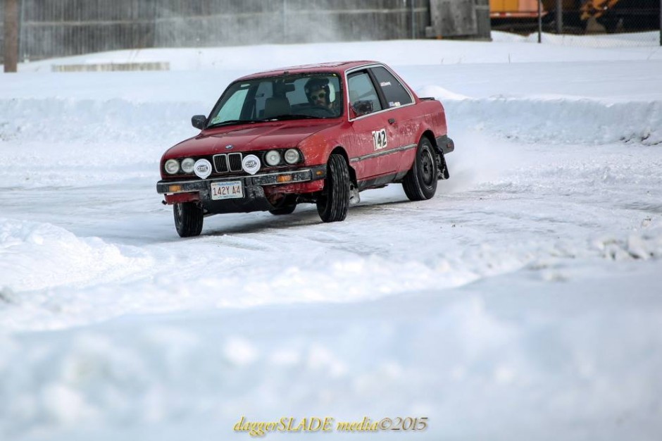 DIY Tech How To Rebuild a BMW E30 Differential Build Race Party