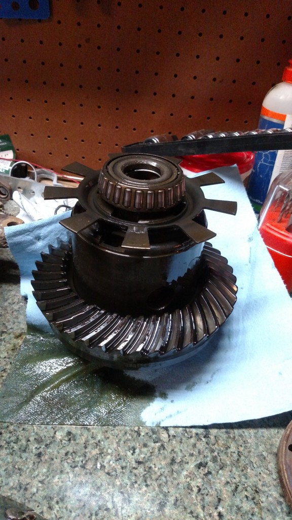 DIY Tech How To Rebuild a BMW E30 Differential Build Race Party