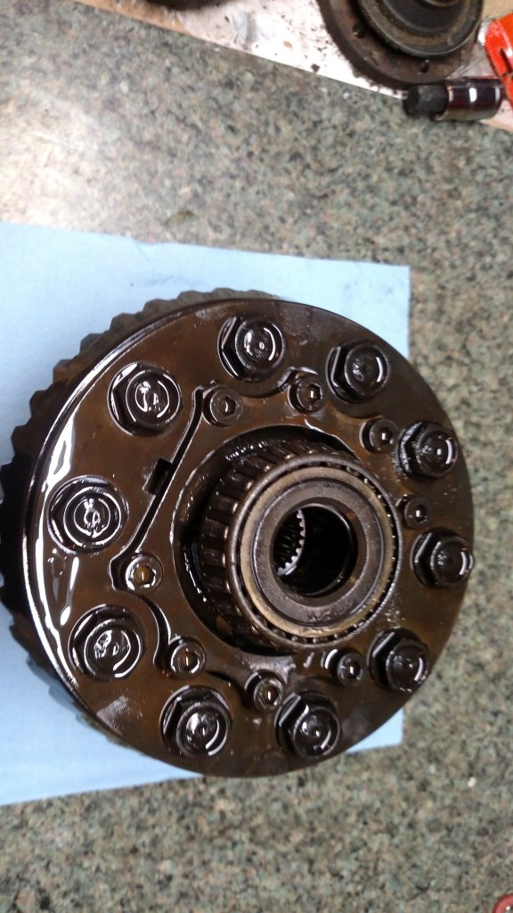 DIY Tech How To Rebuild a BMW E30 Differential Build Race Party