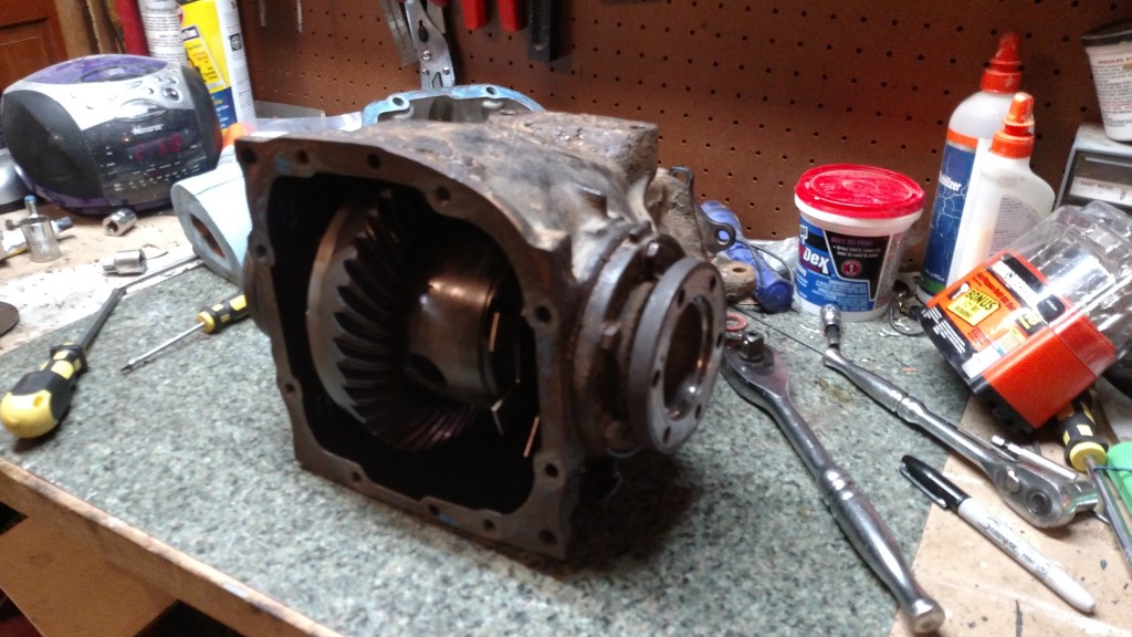 DIY Tech How To Rebuild a BMW E30 Differential Build Race Party